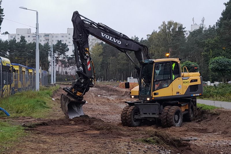 Koparka na budowie