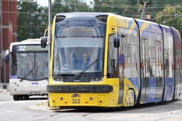 Tramwaj i autobus miejski