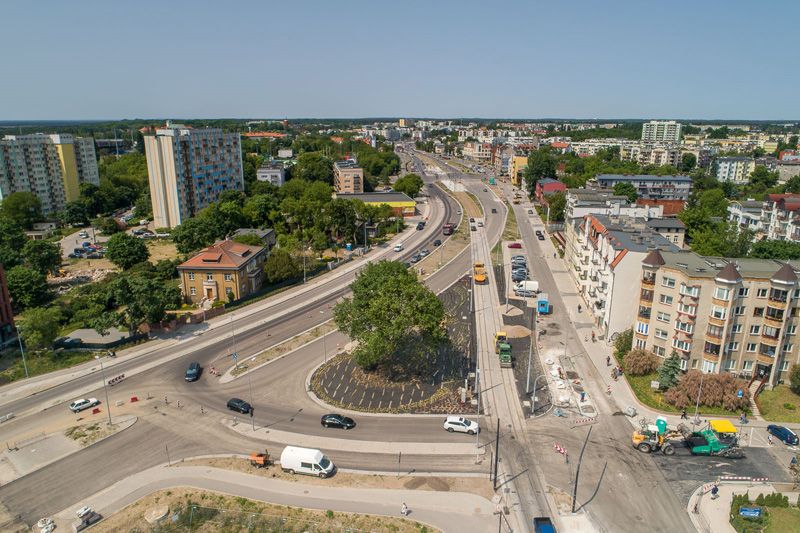 
W związku z układaniem warstwy ścieralnej asfaltu na bocznym odcinku Szosy Chełmińskiej (od ul....